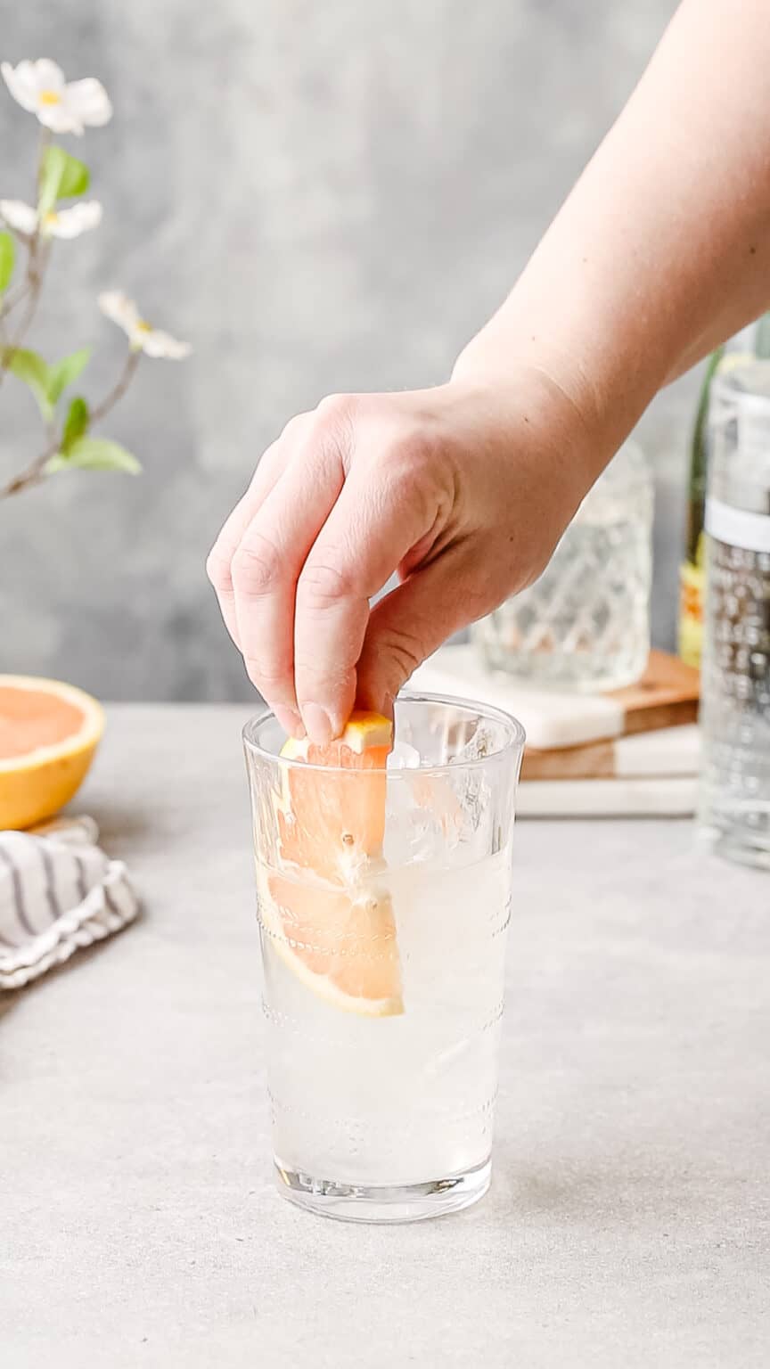 Grapefruit Rickey